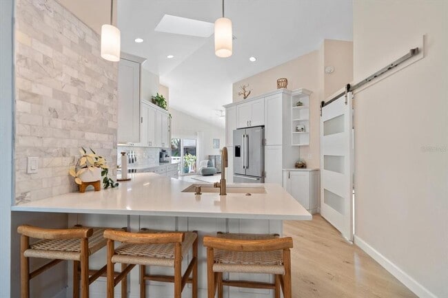 Building Photo - 109 Peterson Ln