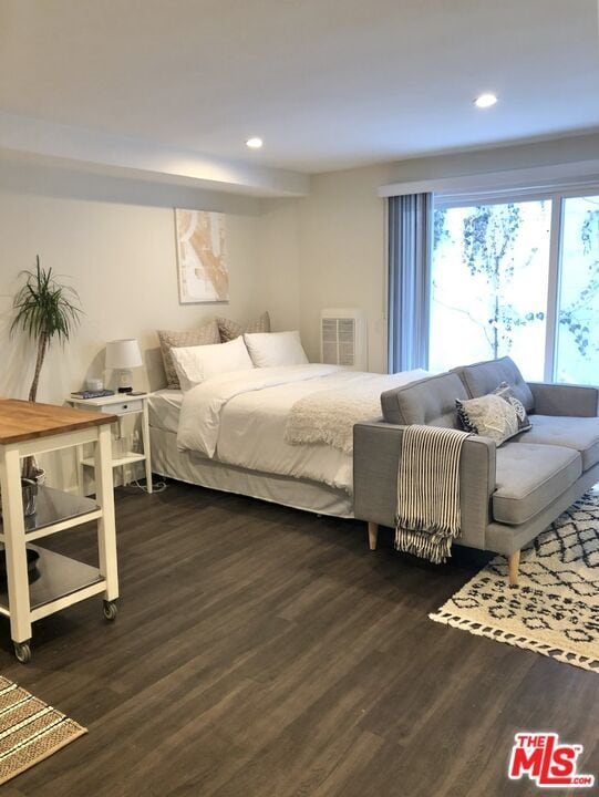 Building Photo - 1261 Laurel Ave