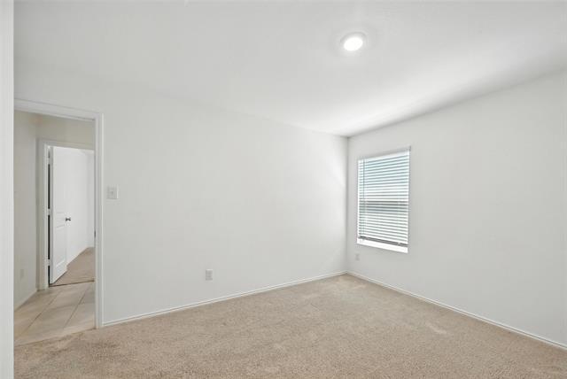 Building Photo - 208 Rubylace Dr