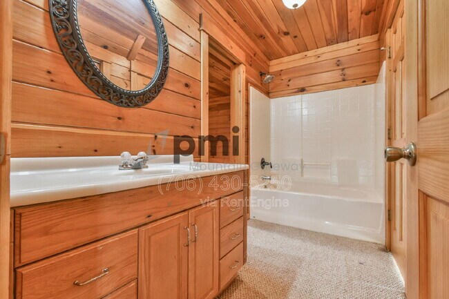 Building Photo - 461 River Estates Rd