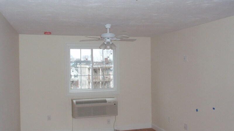 Building Photo - 20 W Rosseter St