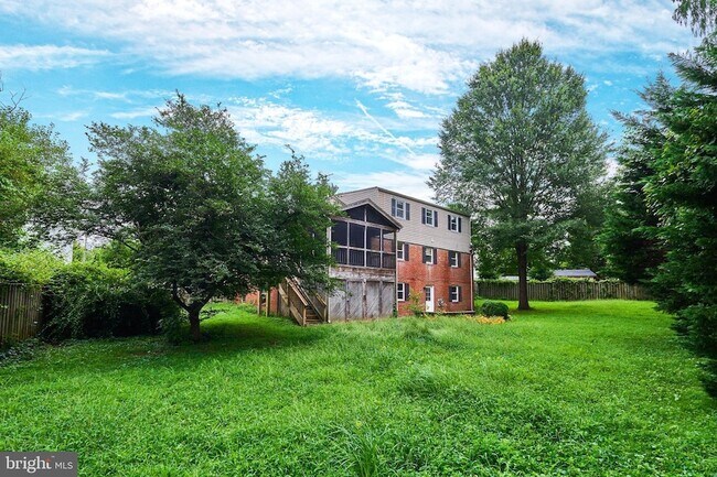Building Photo - 6613 Denny Pl
