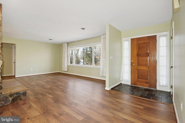 Building Photo - 10624 Marbury Rd