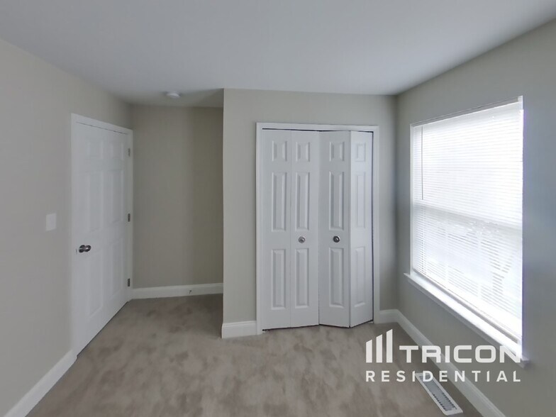 Building Photo - 7 Stone Garden Ct