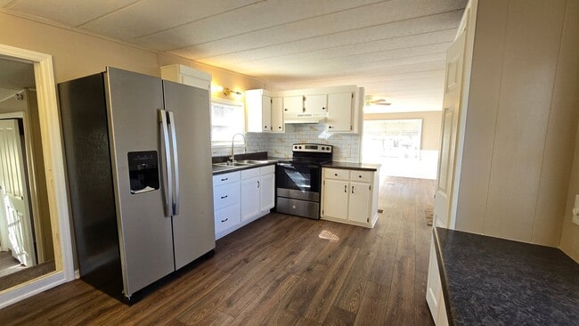 Building Photo - Updated 2BR / 1BA Single-Wide Home for Rent – Move-In Ready!