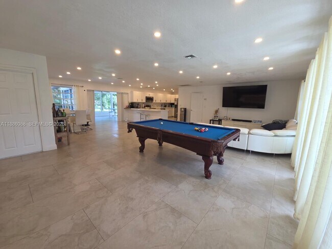 Building Photo - 14001 Mustang Trail