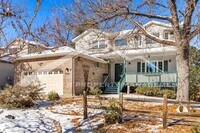 Building Photo - Beautiful Home with Fenced Back Yard and Cozy Fireplace