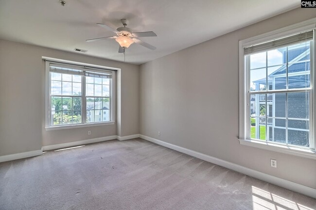 Building Photo - 118 Sandlapper Way