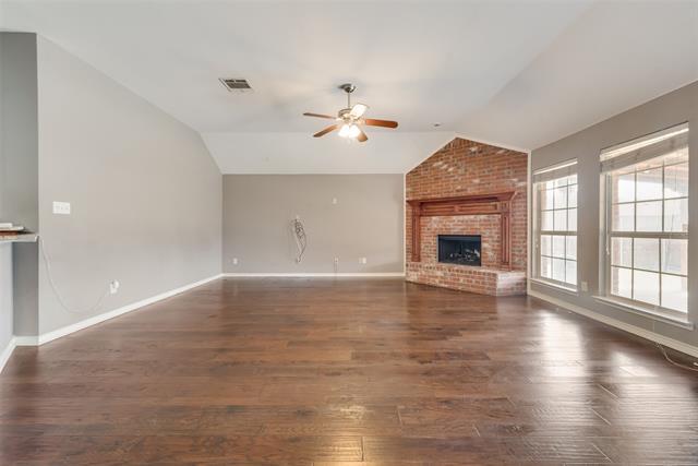 Building Photo - 3759 Voltaire Dr