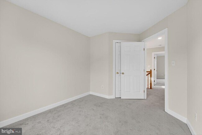 Building Photo - 6652 Debra Lu Way