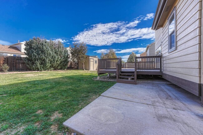 Building Photo - 7368 Prythania Park Dr