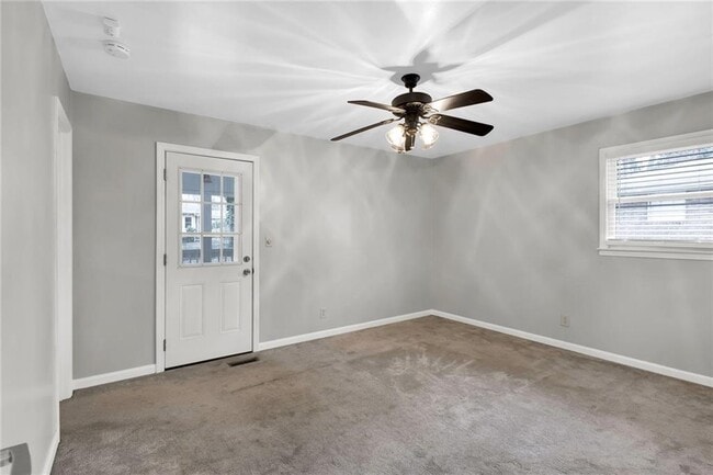 Building Photo - 3925 Chicamauga Dr