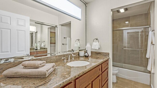 Building Photo - 66 Fairmount Ave