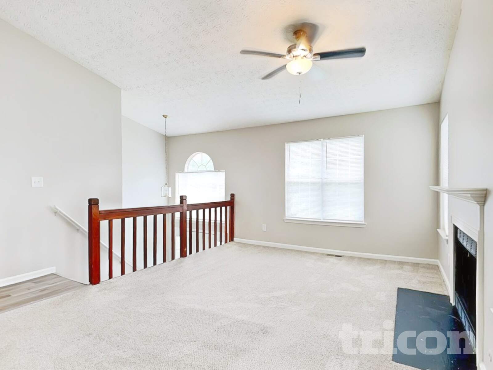 Building Photo - 1330 Ling Dr