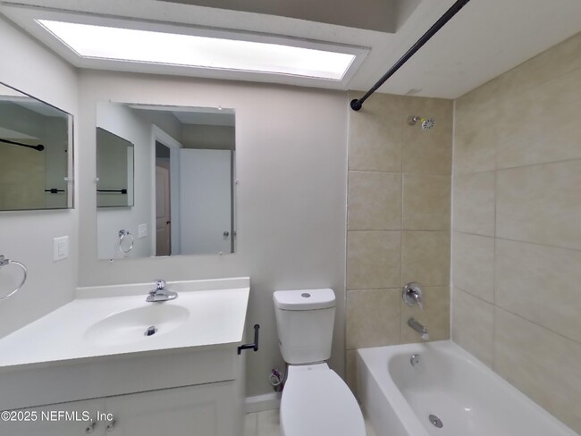 Building Photo - 4171 Dunraven Ln