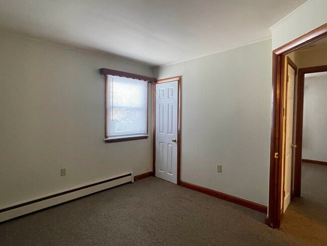 Building Photo - 7 Central Ave