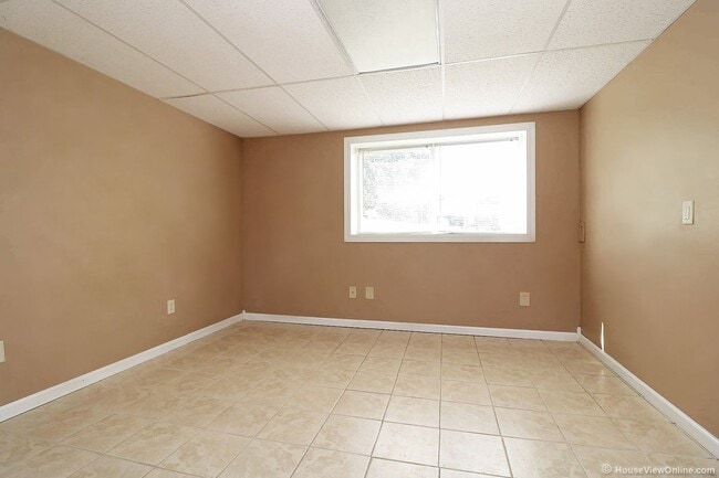 Building Photo - House In Cape Girardeau