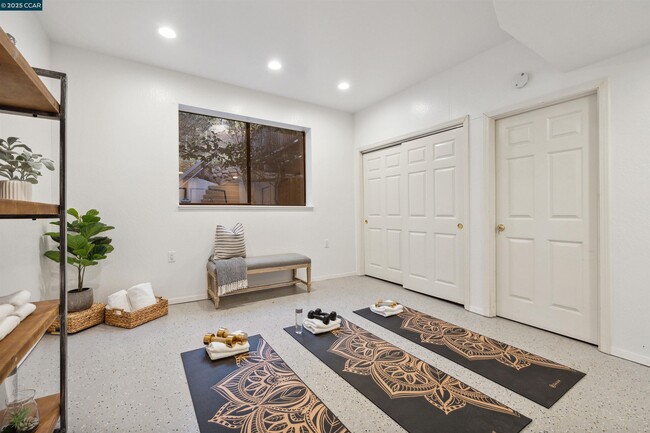 Building Photo - 4104 El Nido Ranch Rd