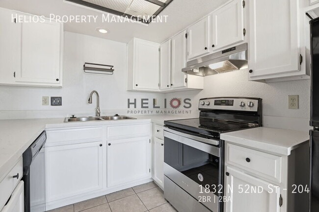 Building Photo - 1832 N 52nd St