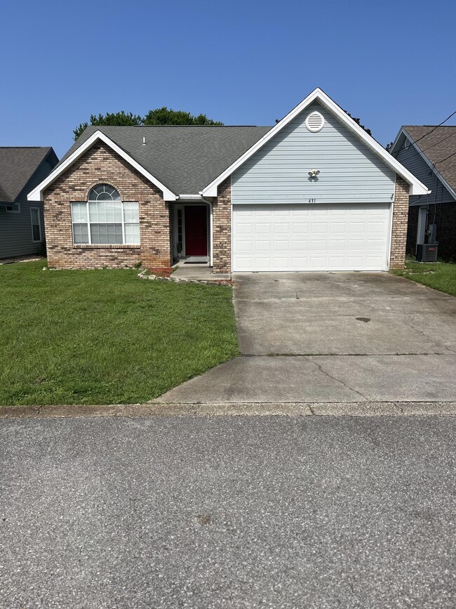 Primary Photo - 431 Sandy Ridge Cir