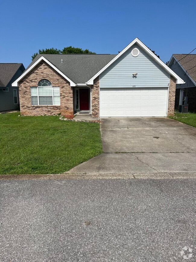 Building Photo - 431 Sandy Ridge Cir