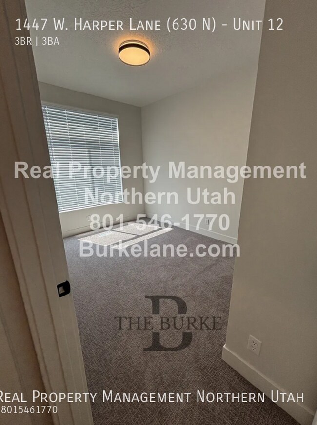 Building Photo - 1447 Harper Ln