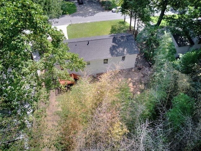 Building Photo - 3946 Green Oak Dr