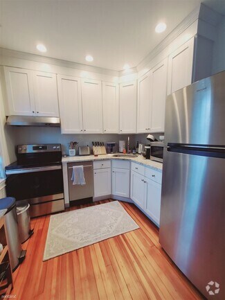 Building Photo - 1 br, 1 bath Condo - 28 Hoyt St Apt D