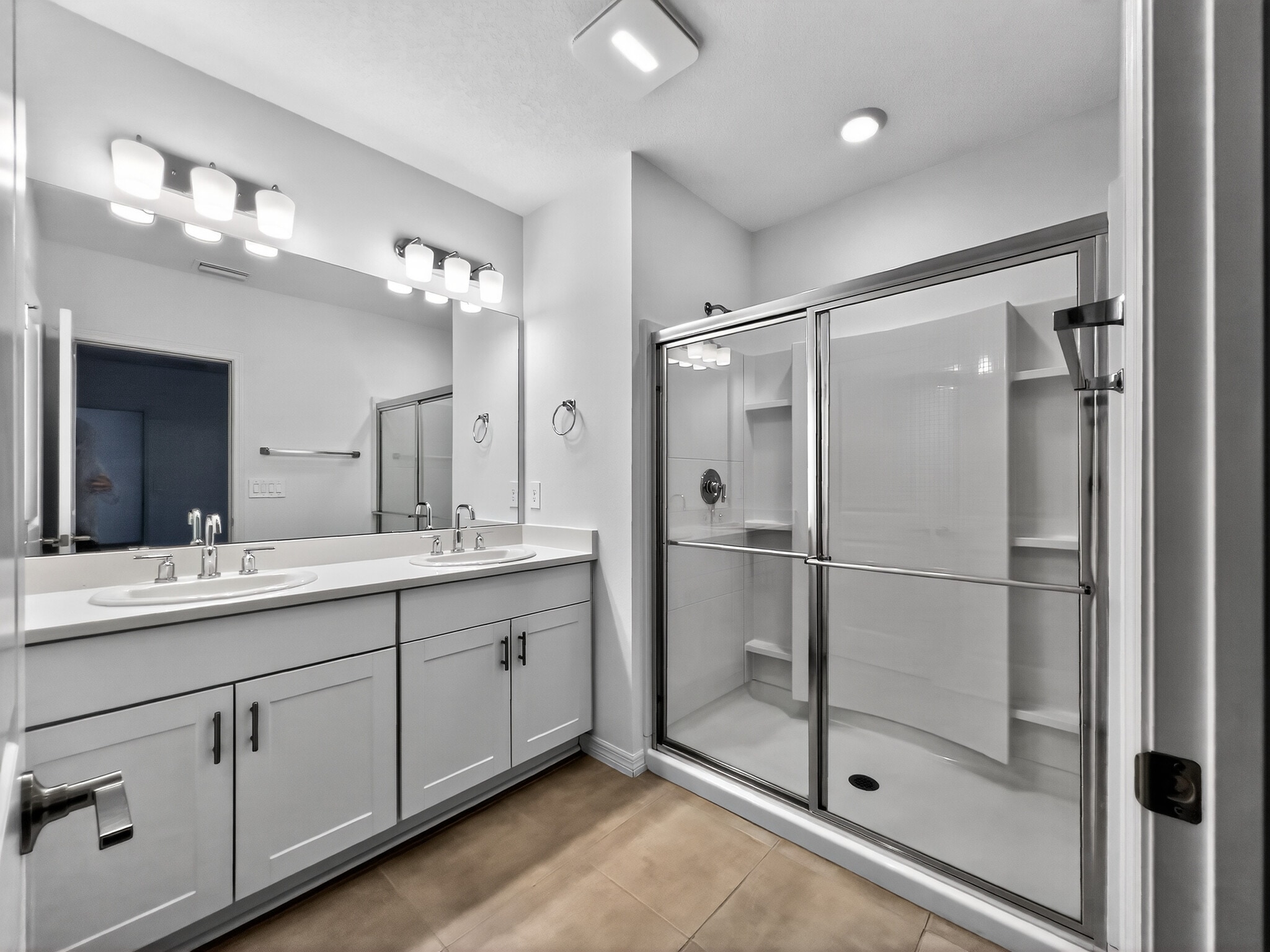 Building Photo - 3917 Southern Vista Loop