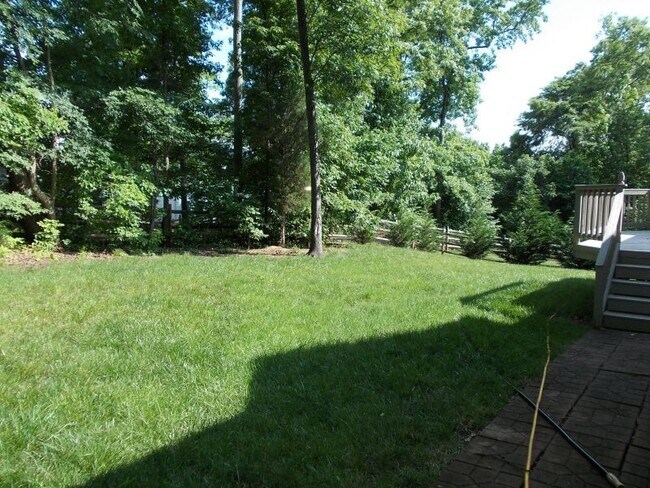 Building Photo - Beautiful Highland Creek Ranch home with 4...