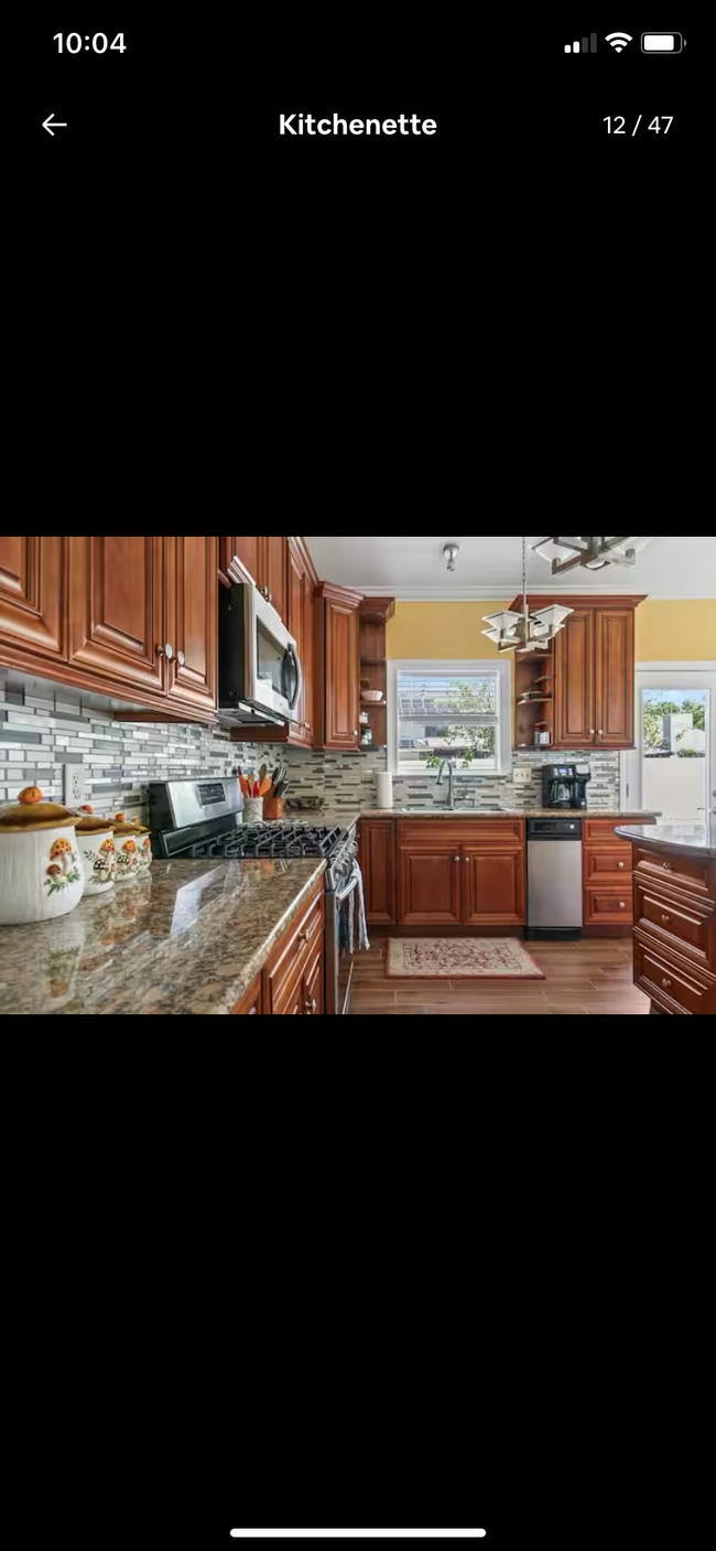 Building Photo - 7817 Straits Dr