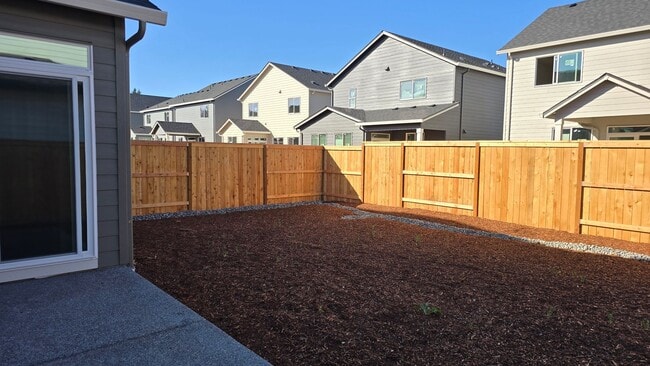 Building Photo - Amazing 3 bedroom Brand new home!!