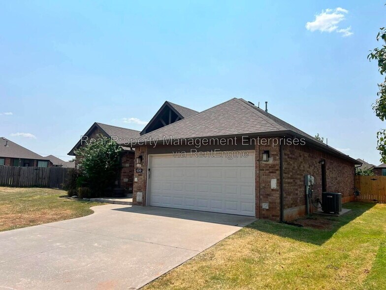 Building Photo - 6240 NW 158th St