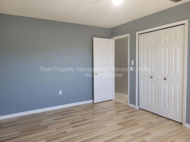 Building Photo - 12387 Seagate St