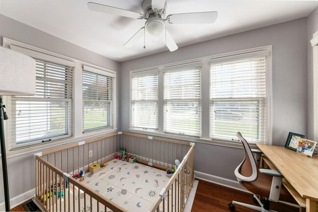 Building Photo - 190 E Dominion Blvd