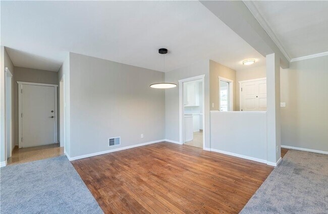 Building Photo - 535 Camino de Encanto