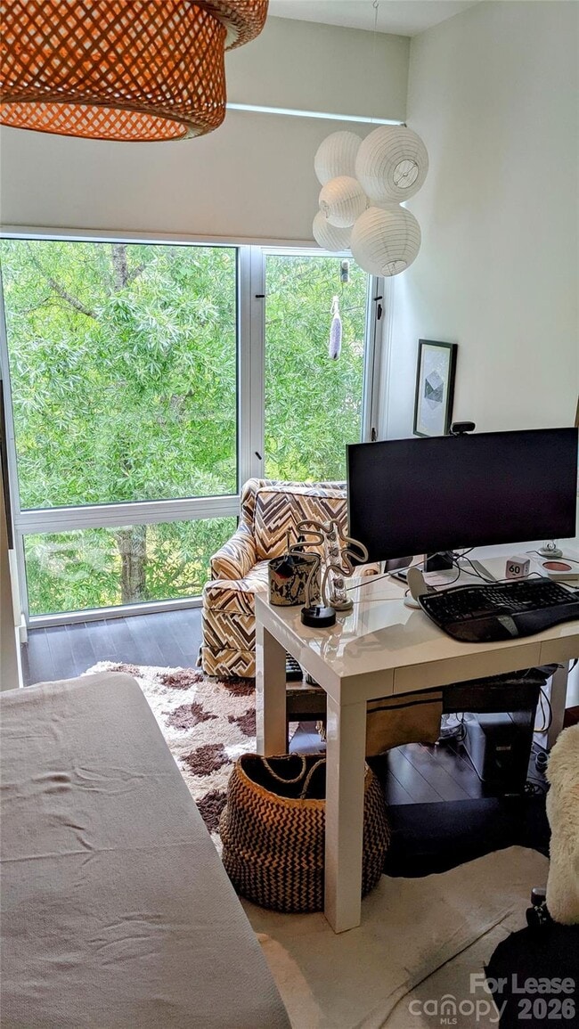 Building Photo - 341 Viburnum Way Ct