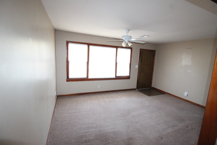 Building Photo - 524 E Atkinson Dr