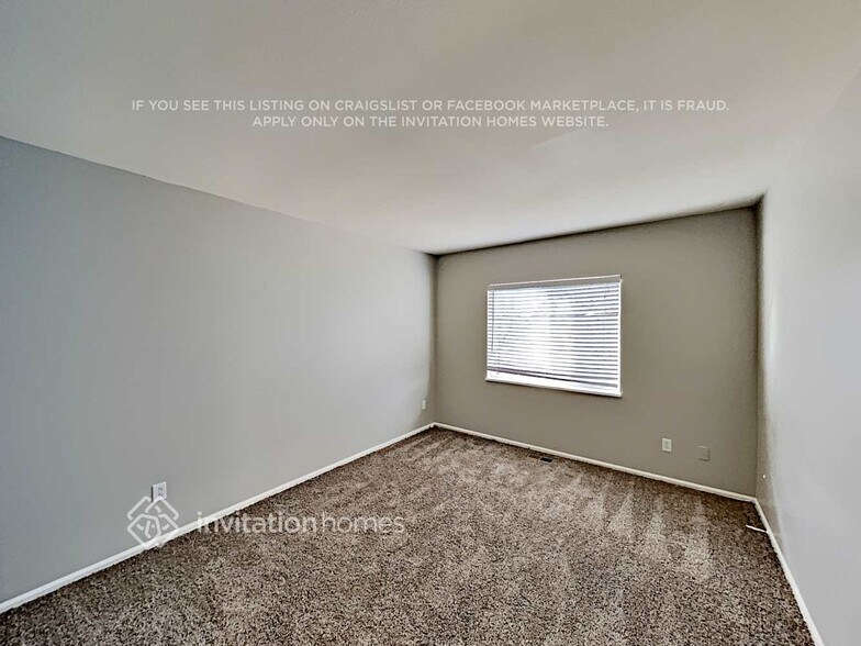 Building Photo - 16533 E Wyoming Dr