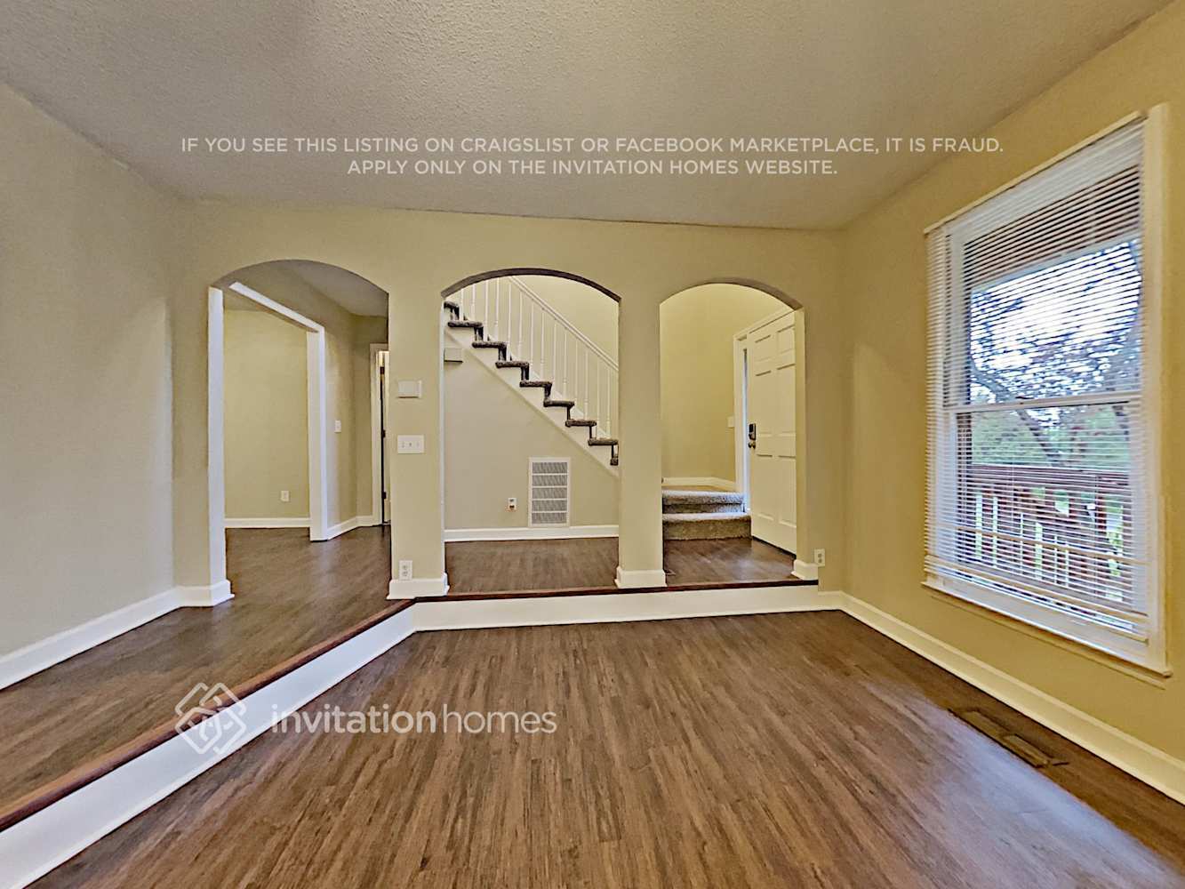 Building Photo - 11347 Mendora Dr