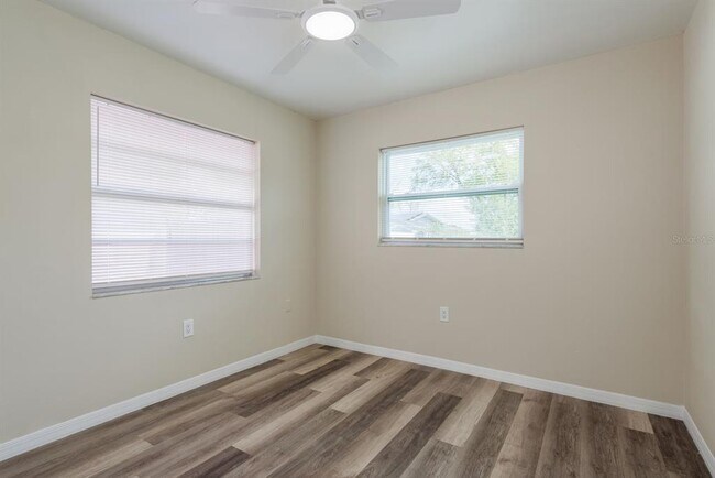 Building Photo - 2977 Palmetto Ct