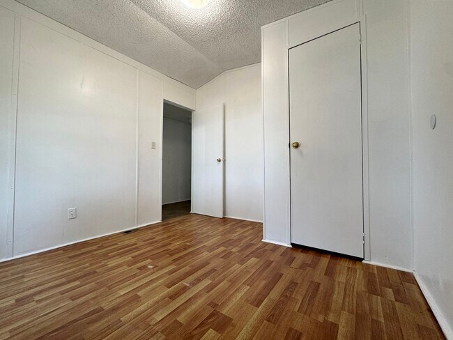 Building Photo - 2478 Hintz Rd