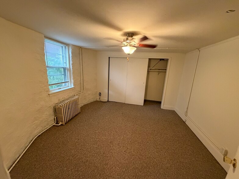 Building Photo - 125 E Gorham St