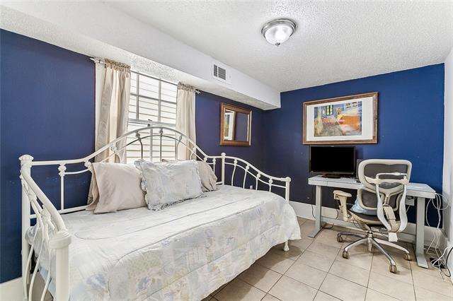 Building Photo - 1818 Paul Morphy St