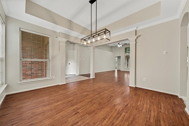 Building Photo - 14526 Red Tailed Hawk Ln