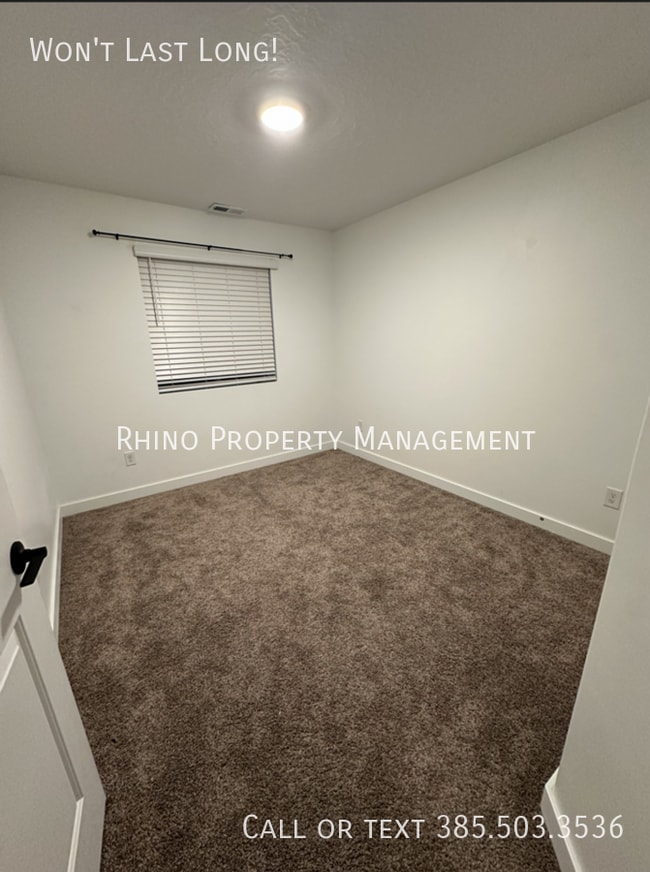 Building Photo - 429 N Northshore Dr