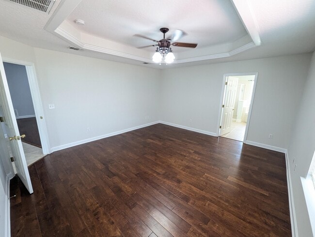 Building Photo - 462 Sandmore Shores Dr