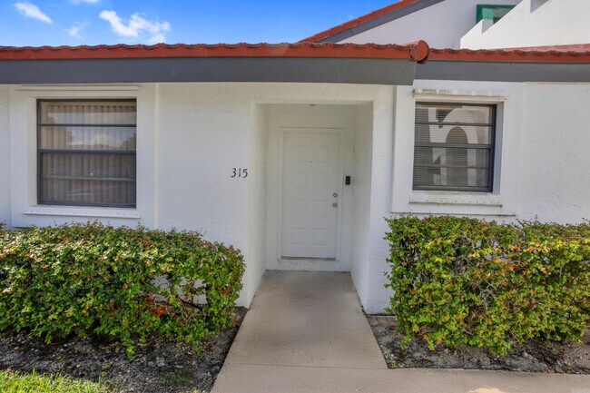 Building Photo - 315 NW 36th Ave