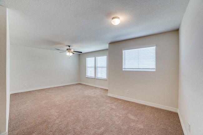 Building Photo - 2999 sq ft 4 Bedroom 3.5 Bathroom 2 Story ...