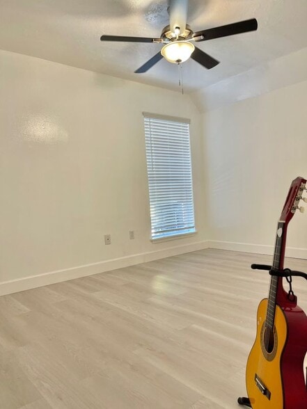 Building Photo - 3400 Timmons Ln